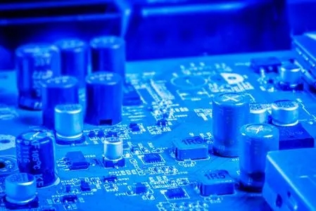 应用在水箱液位检测中的电容传感芯片TSP60150DRVR(图1) 9-2312261A3445T.jpg